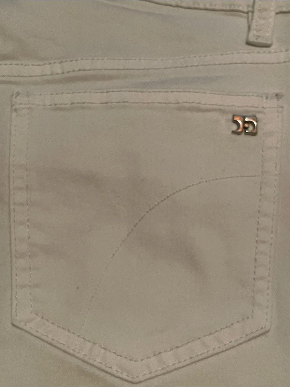 Joe’s Jeans White Woman’s Casual Shorts Size 27